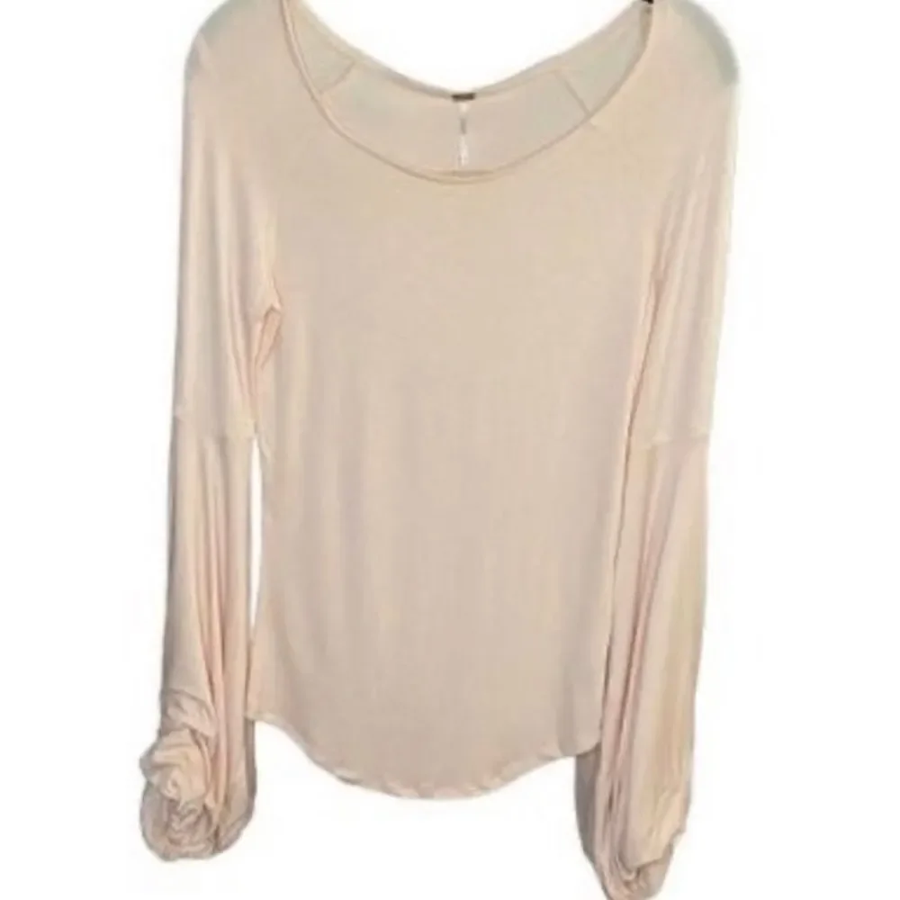 Free people women’s, long puffy rauched twisted, knot sleeve top S/L